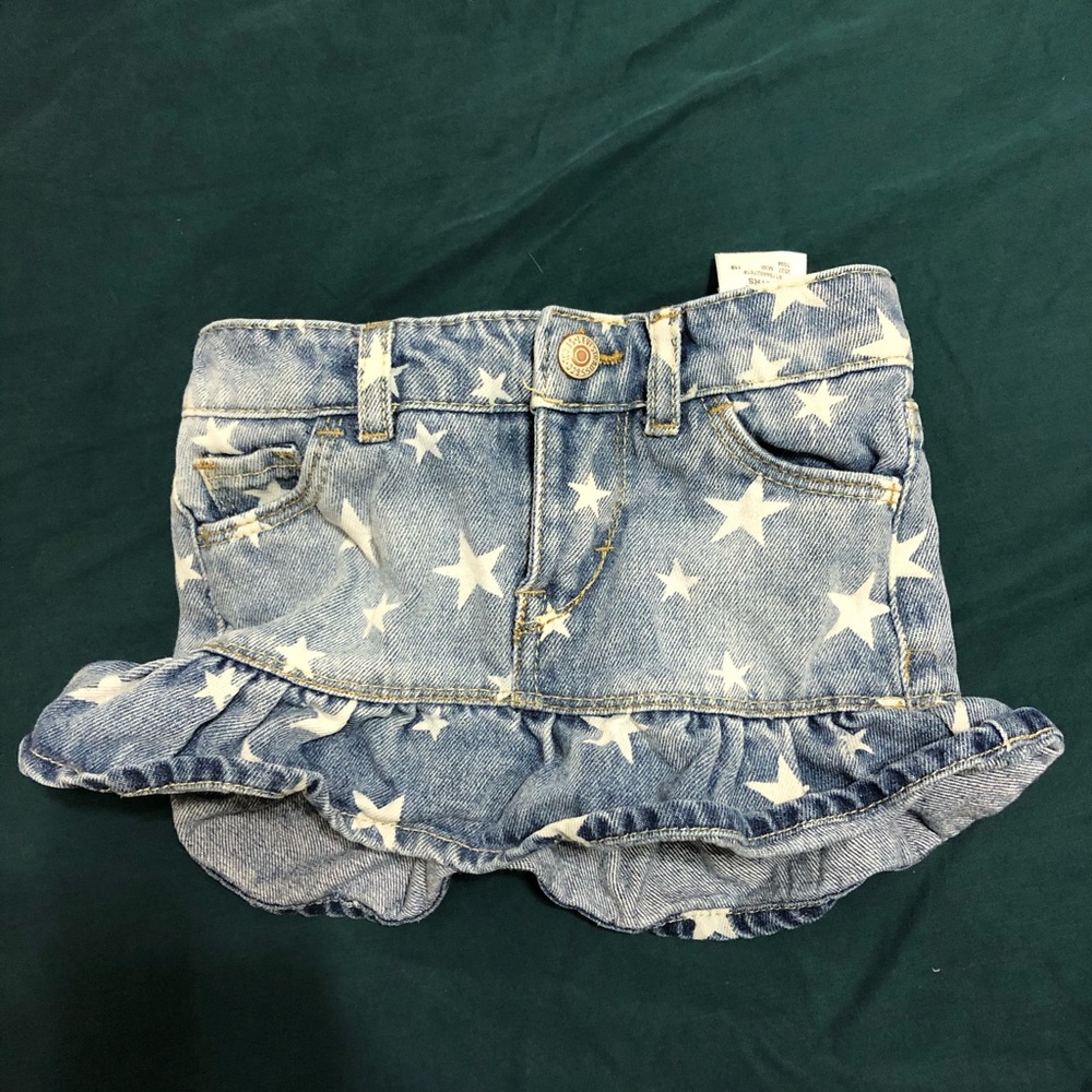 Toddler Levi’s denim skirt